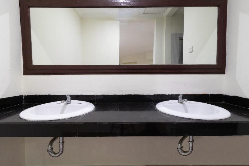 Flagship 2688 Guntur Hotel - Oda