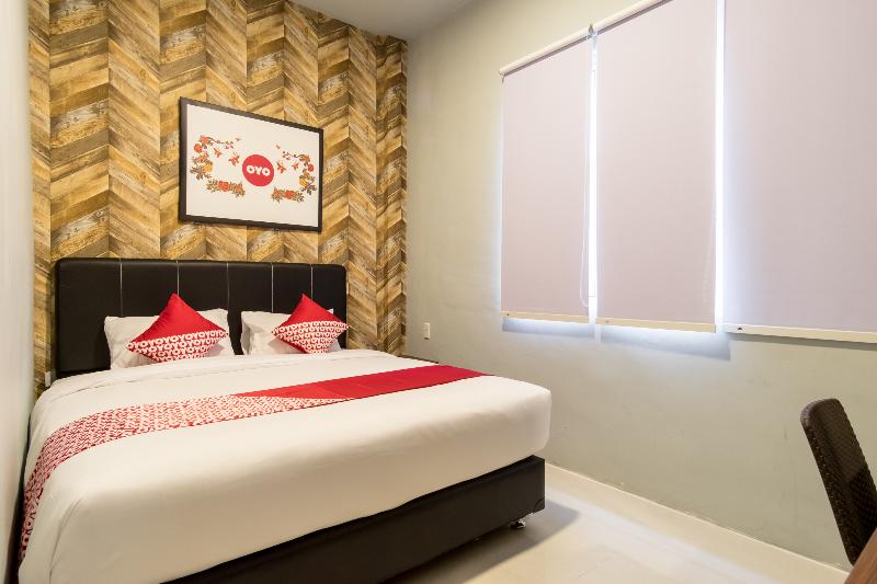 Super OYO 360 Mangaan Residence - Oda