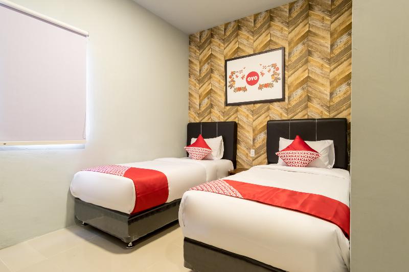Super OYO 360 Mangaan Residence - Oda