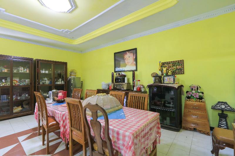 Spot On 2440 Wallet Family Residence - Lobi