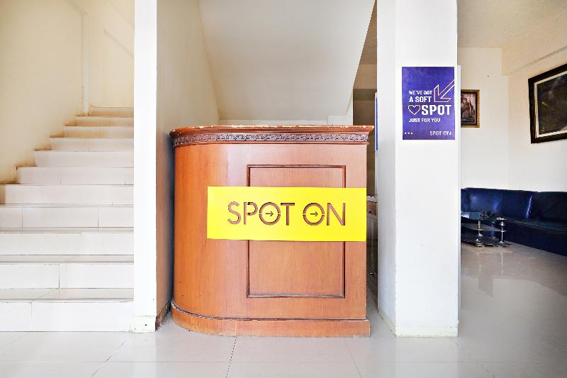 Spot On 2610 Zn Guest House - Lobi