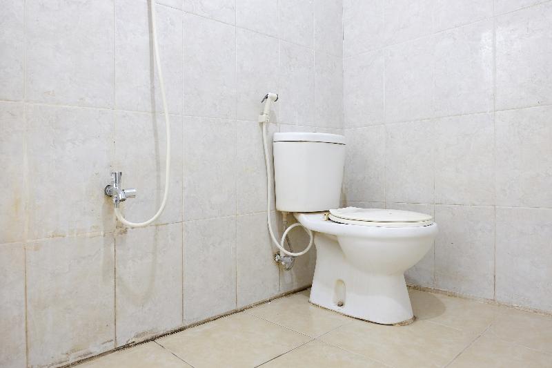 Spot On 2661 Wisma Maysara Makassar - Oda