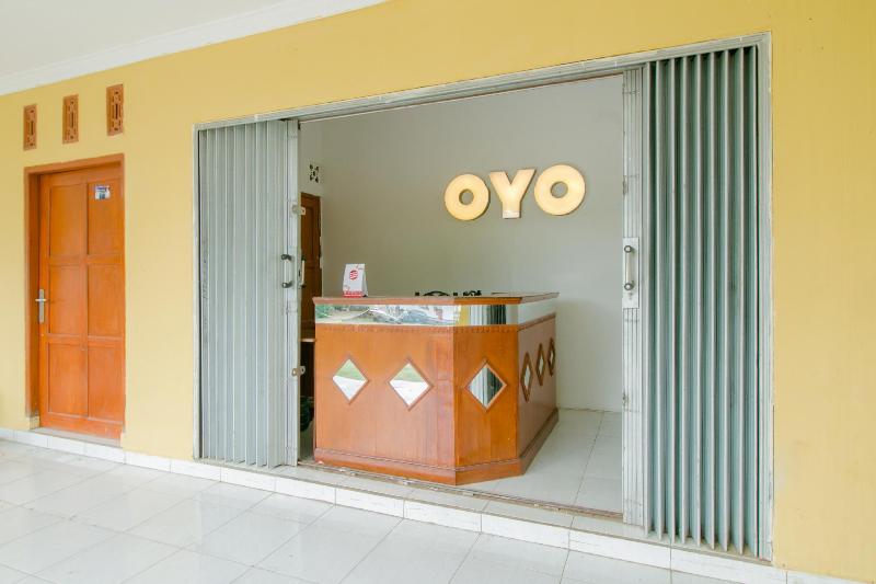 Hotel Ratu Pantai - Lobi
