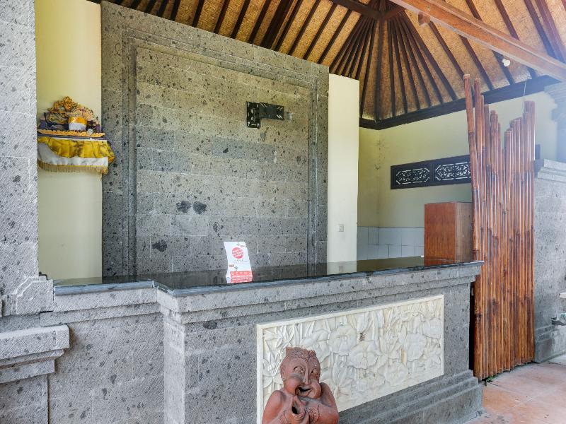 Oyo 1762 Hotel Astiti Graha Tanah Lot - Lobi