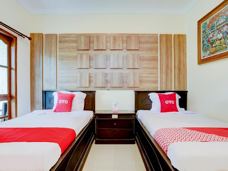 Oyo 1762 Hotel Astiti Graha Tanah Lot - Oda