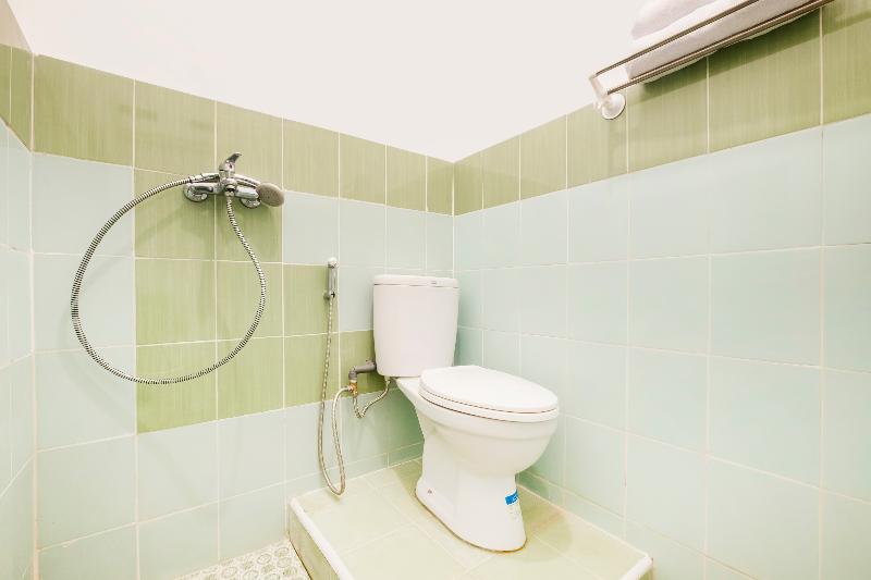 OYO 2394 Hotel Brosta - Oda