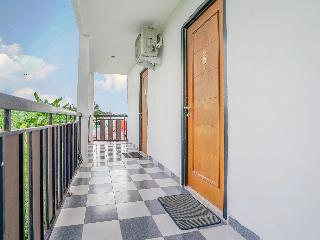 Oyo 1266 Green Palm Kostel Syariah fotoÄŸrafÄ±