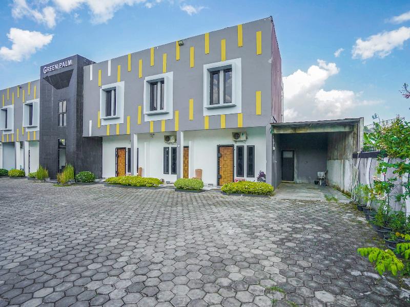 Oyo 1266 Green Palm Kostel Syariah - Genel