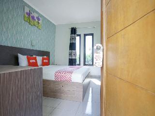 Oyo 1266 Green Palm Kostel Syariah fotoÄŸrafÄ±