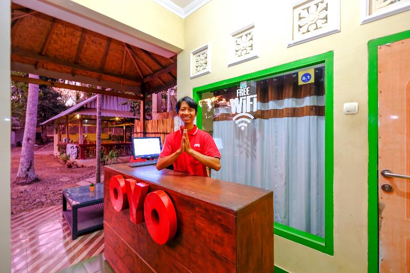1793 Kuta Circle Homestay - Lobi