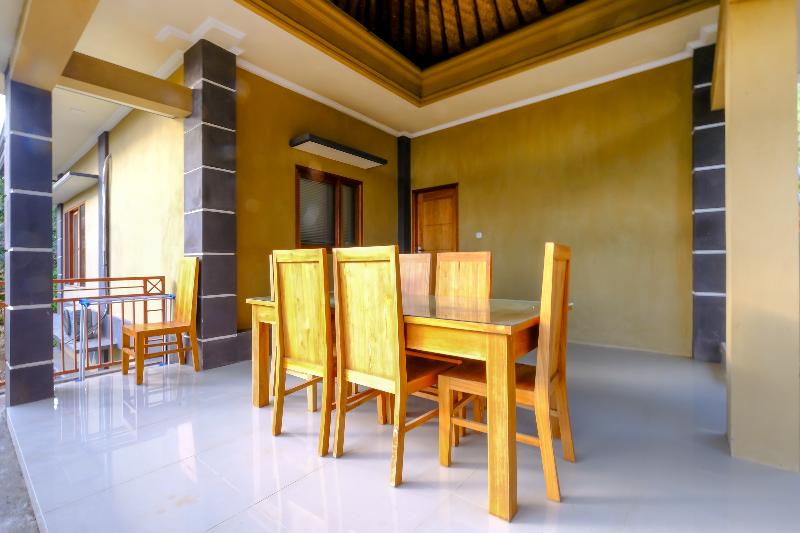 1793 Kuta Circle Homestay - Lobi