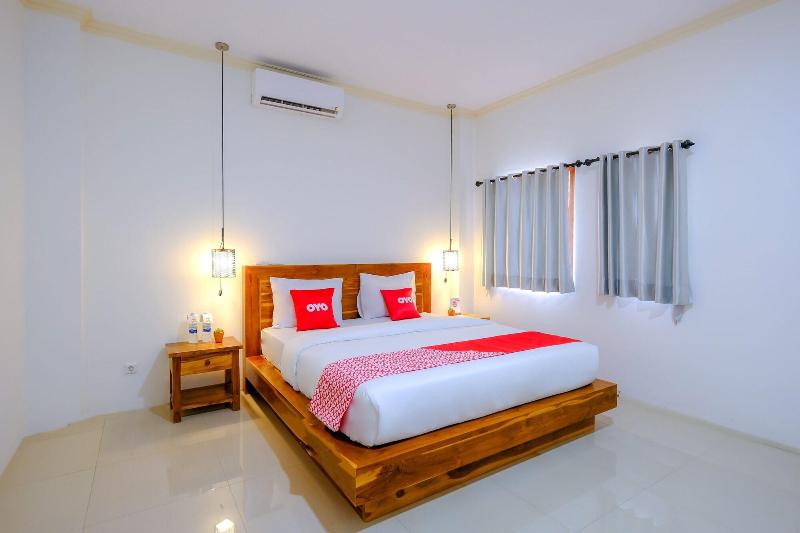 1793 Kuta Circle Homestay - Oda