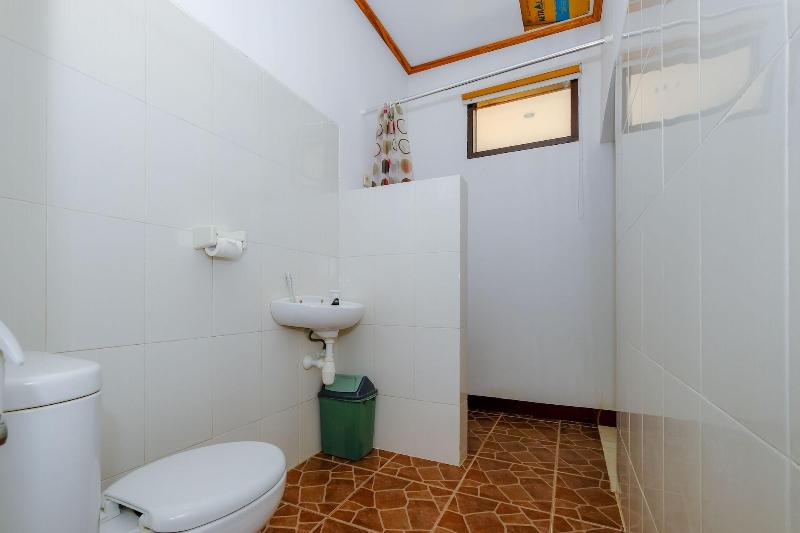 1793 Kuta Circle Homestay - Oda