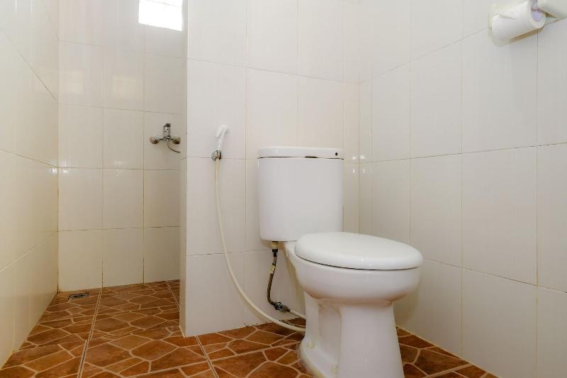 1793 Kuta Circle Homestay - Oda