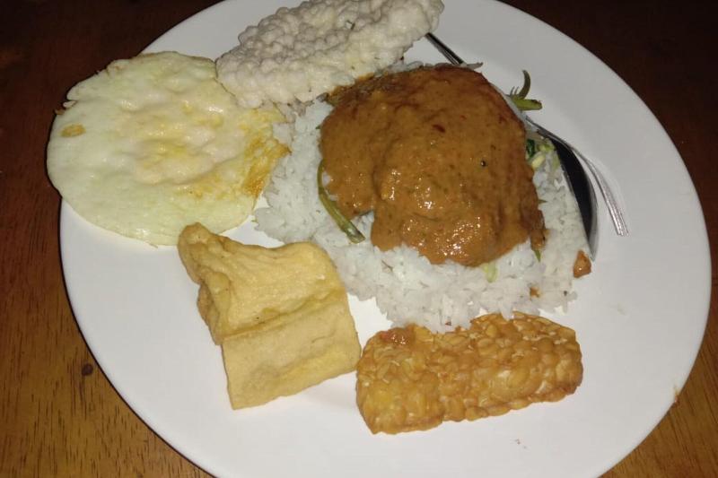 1793 Kuta Circle Homestay - Restoran