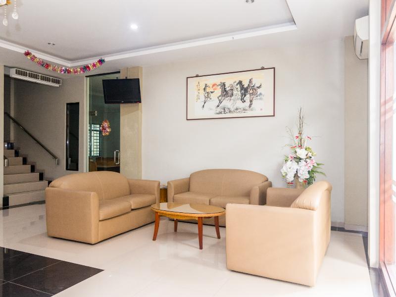 Oyo 1867 Kara Guest House - Lobi