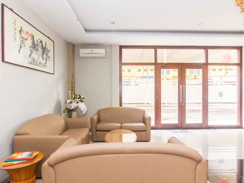 Oyo 1867 Kara Guest House - Lobi