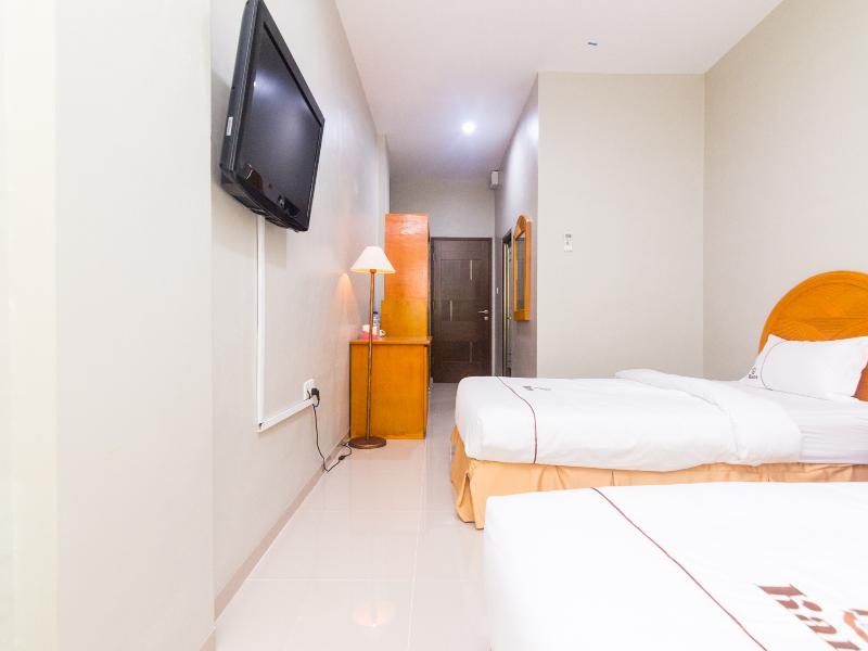 Oyo 1867 Kara Guest House - Oda