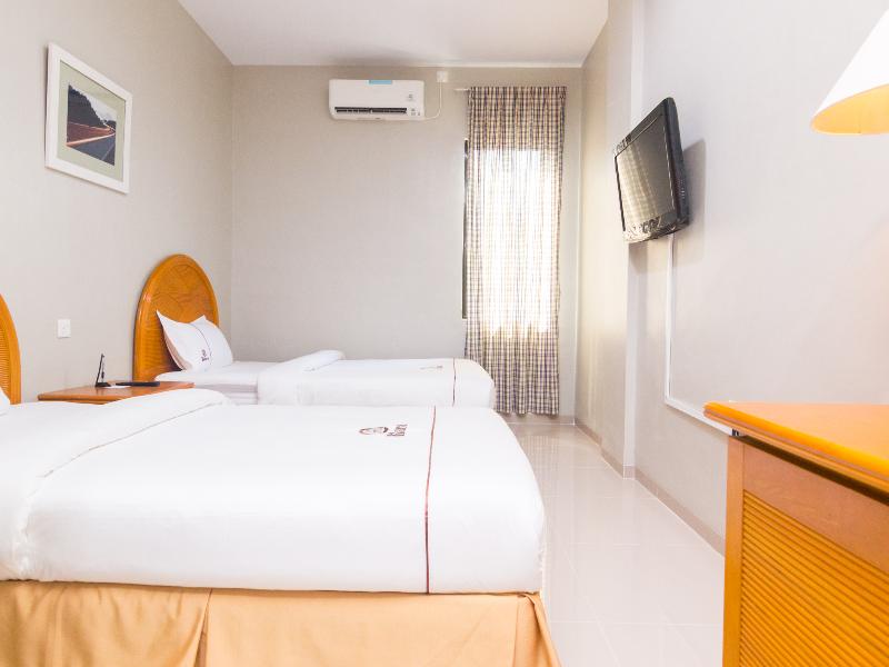 Oyo 1867 Kara Guest House - Oda