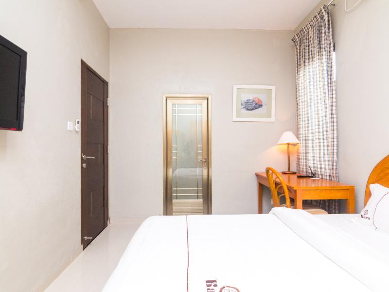 Oyo 1867 Kara Guest House - Oda
