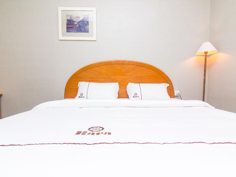 Oyo 1867 Kara Guest House - Oda