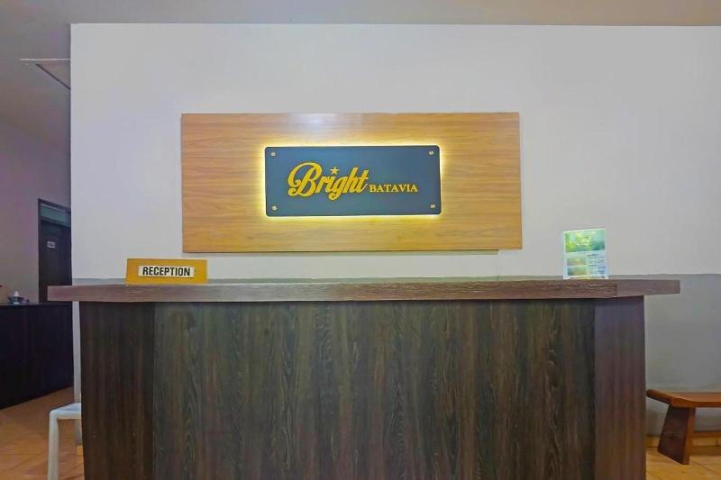 Bright Batavia - Genel