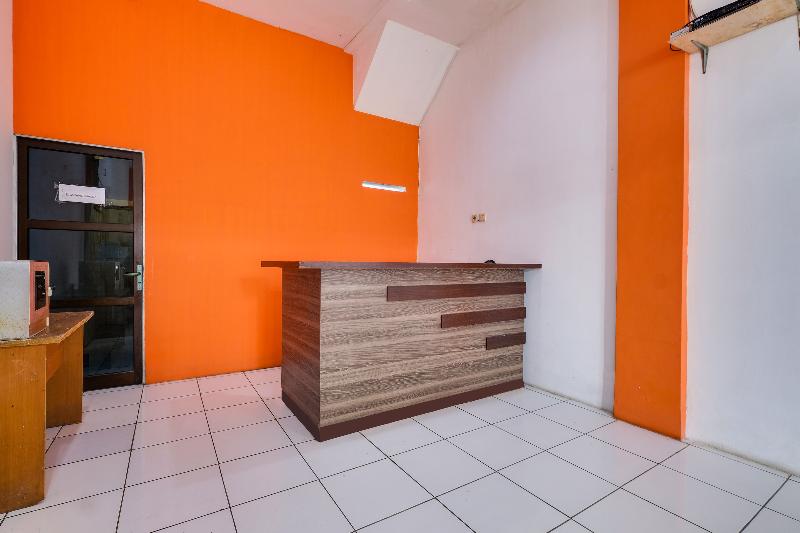 SPOT ON 2451 Camel Residence - Lobi