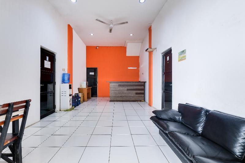 SPOT ON 2451 Camel Residence - Lobi
