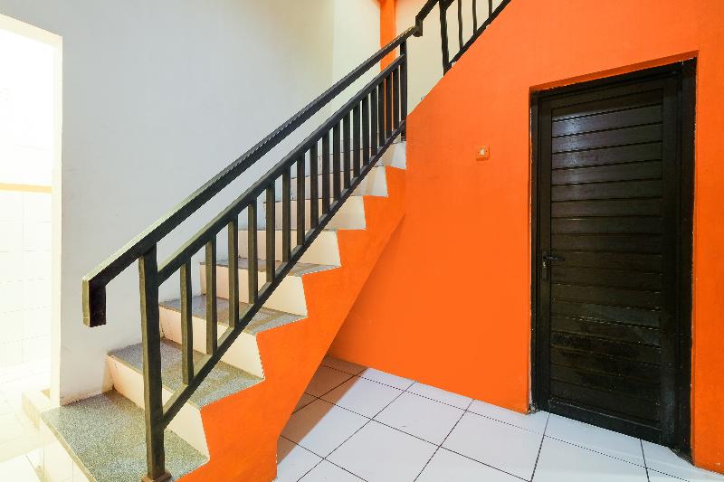SPOT ON 2451 Camel Residence - Lobi