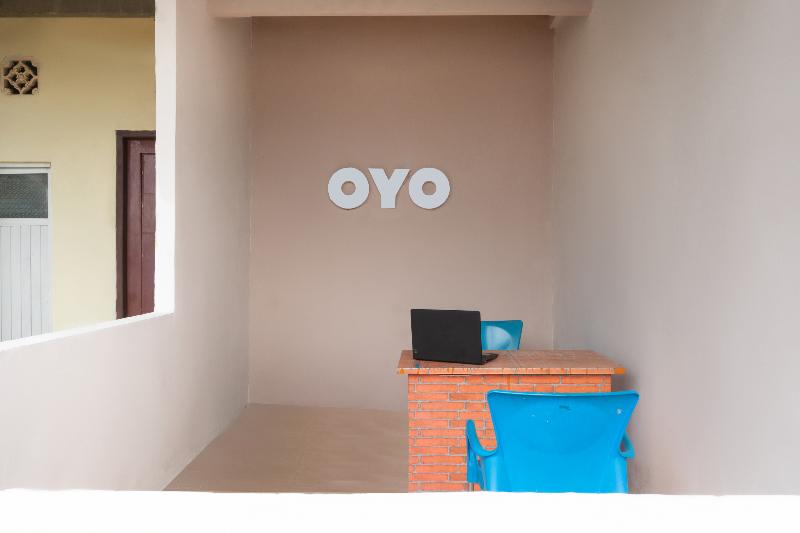 Oyo 3044 Adelia Residence - Lobi