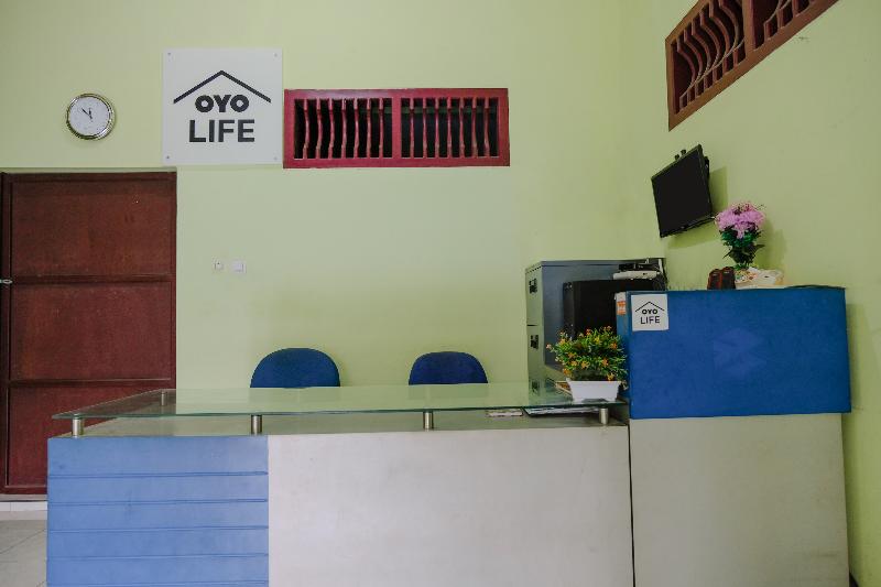 Oyo 2508 Alba Suites Homestay - Lobi