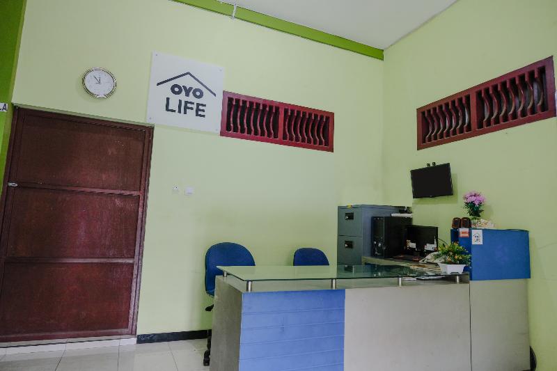Oyo 2508 Alba Suites Homestay - Lobi