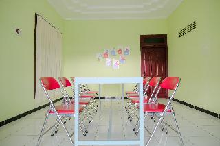 Oyo 2508 Alba Suites Homestay fotoÄŸrafÄ±