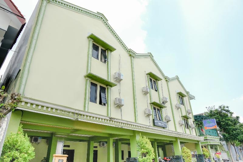 Oyo 2508 Alba Suites Homestay - Genel