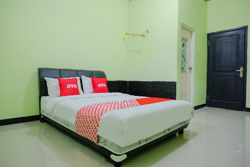 Oyo 2508 Alba Suites Homestay - Oda