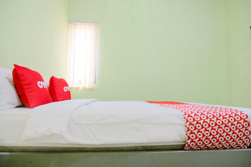 Oyo 2508 Alba Suites Homestay - Oda