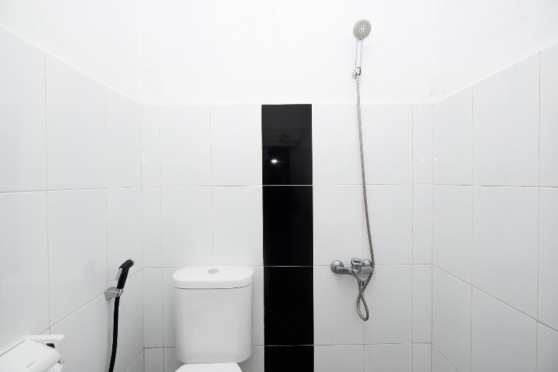 Perdana Kasih Hotel Klaten by ZUZU - Oda