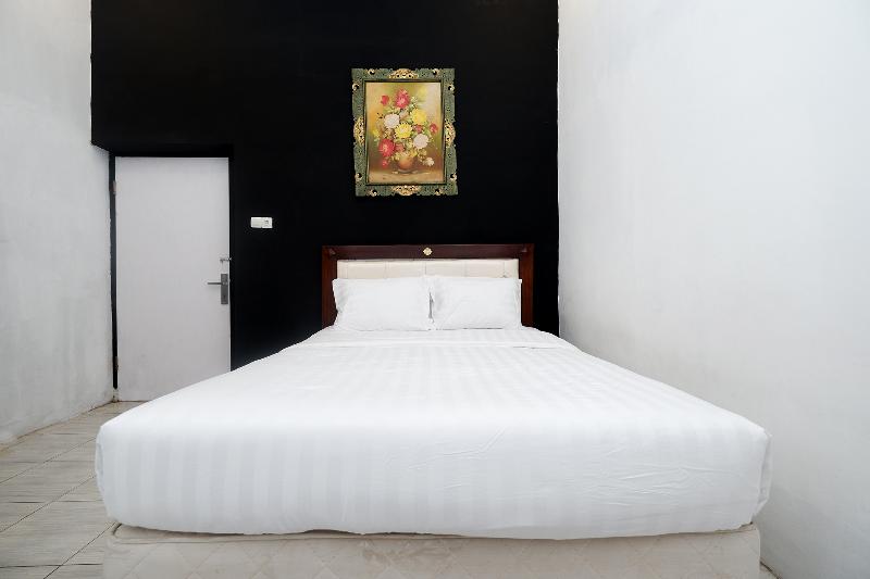Perdana Kasih Hotel Klaten by ZUZU - Oda