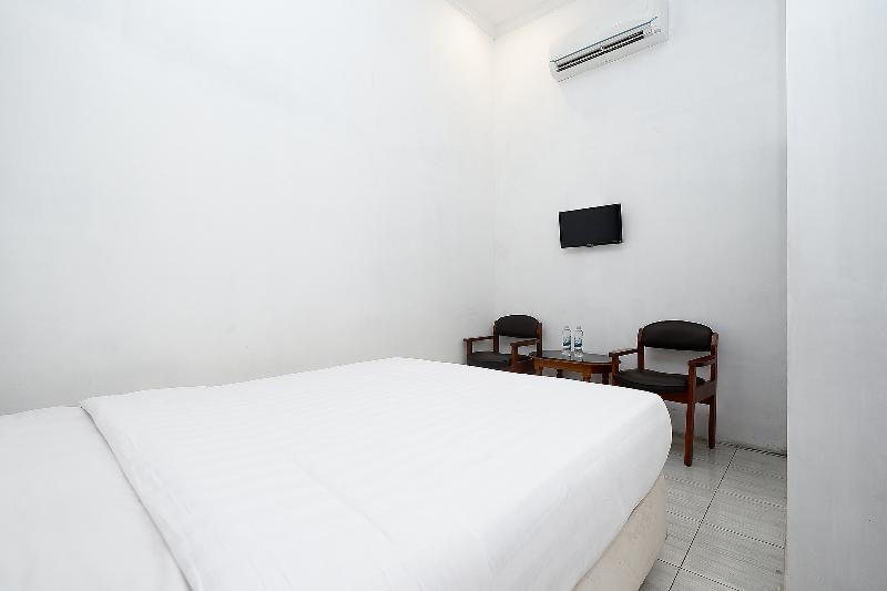 Perdana Kasih Hotel Klaten by ZUZU - Oda