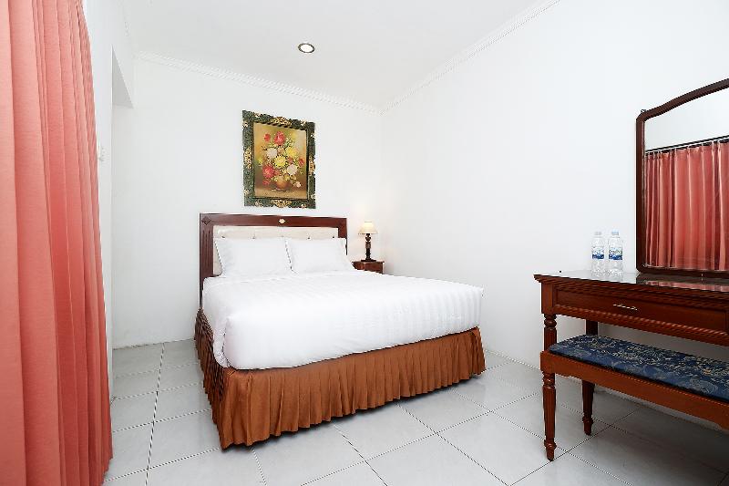 Perdana Kasih Hotel Klaten by ZUZU - Oda