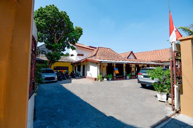 Oyo 1644 Hotel Griya Kencana - Genel