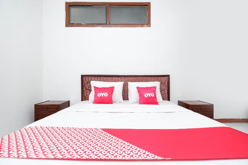 Oyo 1644 Hotel Griya Kencana - Oda