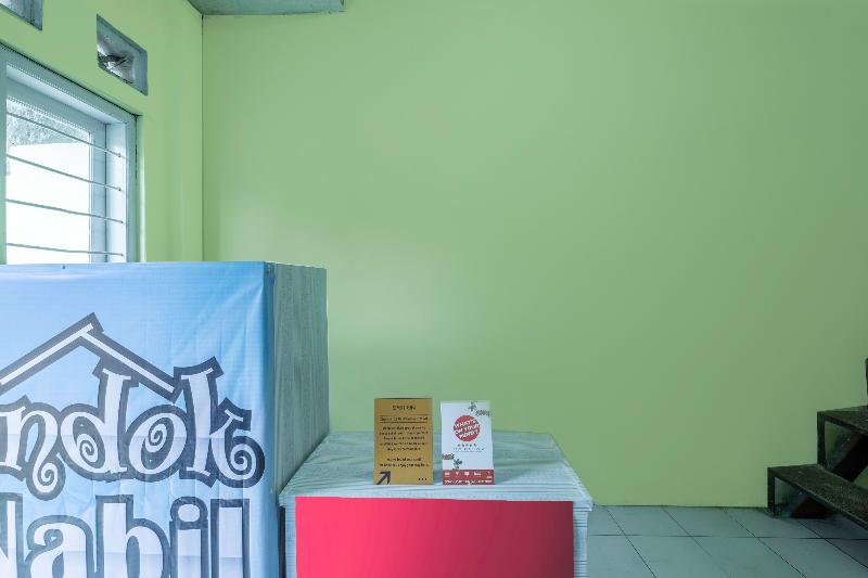 SPOT ON 2384 Pondok Nabil - Lobi