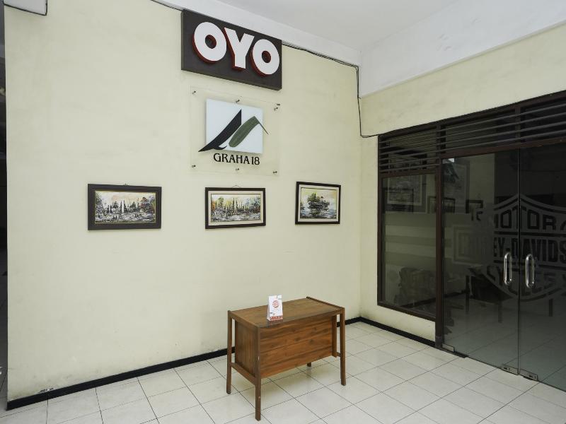 Oyo 2902 Graha 18 - Lobi