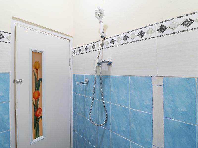 Oyo 2367 Kenanga Homestay - Oda