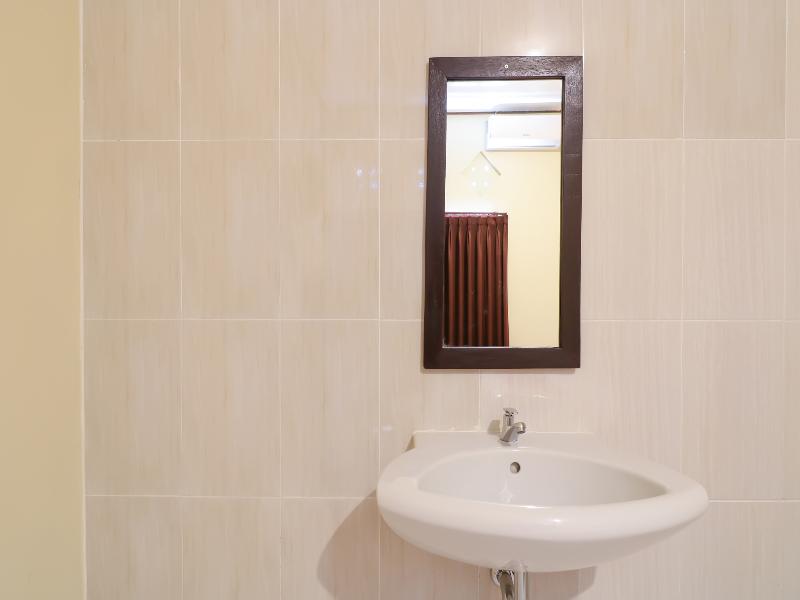 Oyo 2367 Kenanga Homestay - Oda