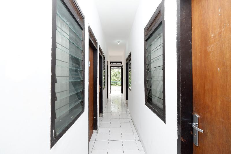 SPOT ON 1942 Asia Residence Syariah - Lobi