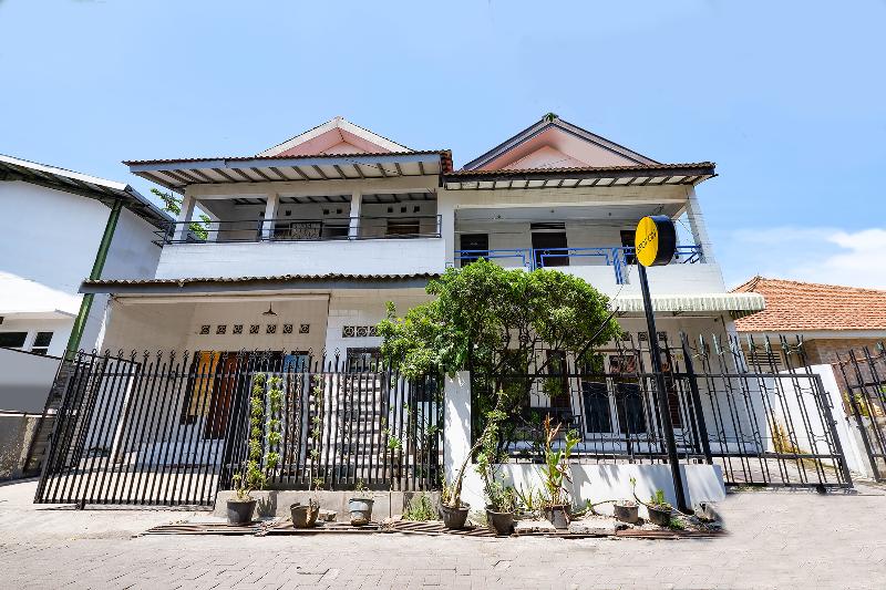 SPOT ON 1942 Asia Residence Syariah - Genel