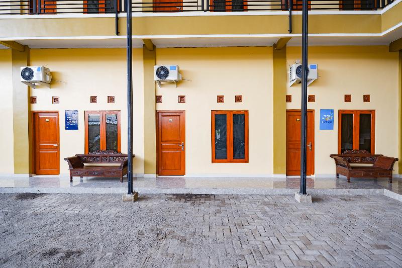 Spot On 2790 Bintang Selatan Guest House - Lobi