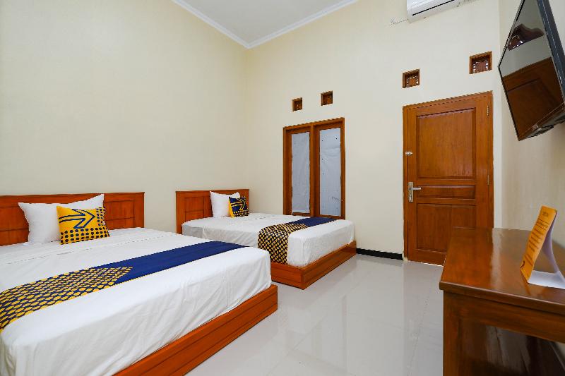 Spot On 2790 Bintang Selatan Guest House - Oda
